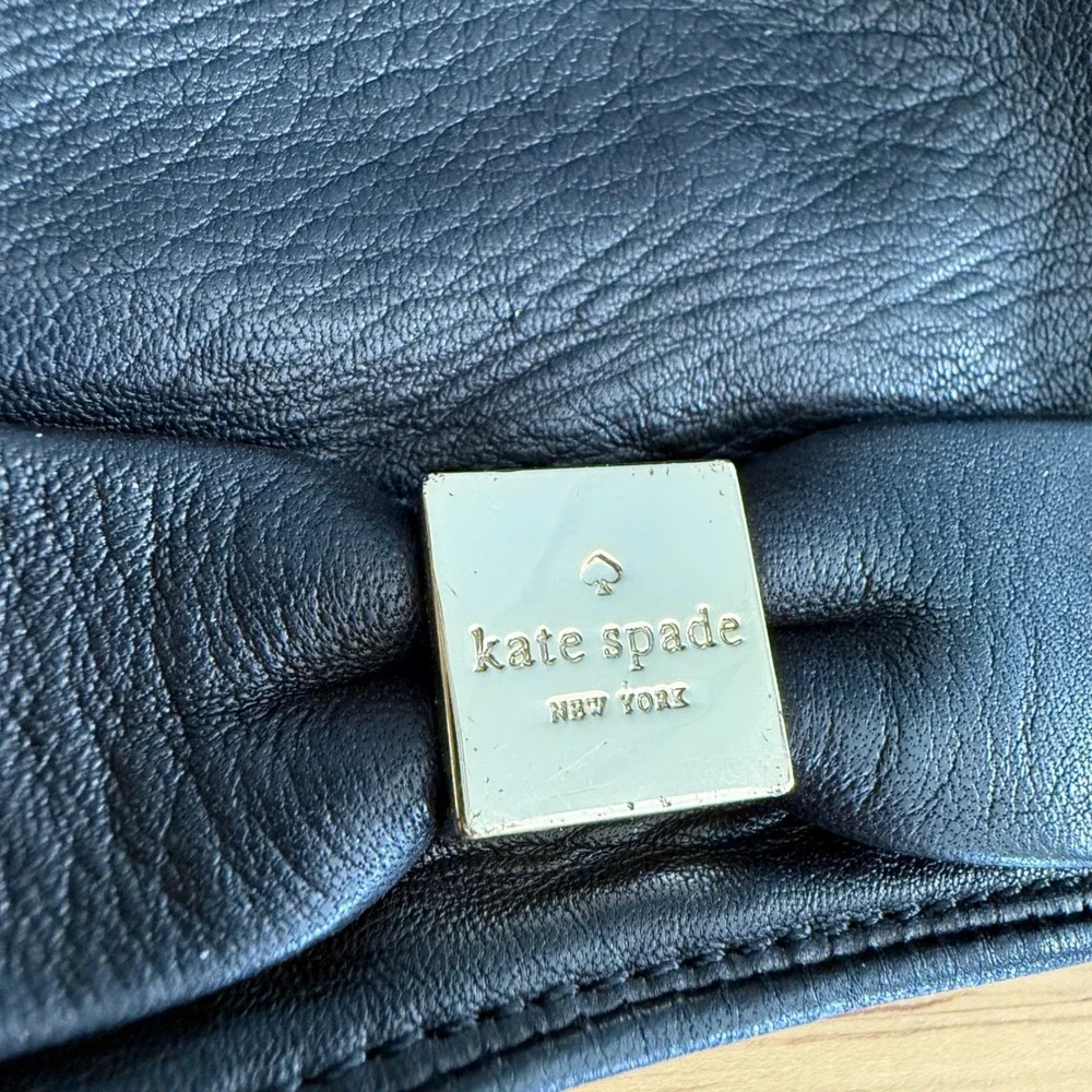Kate Spade Lamb Leather Gloves Size M Touchscreen Bow Coquette CBK Minimalist‎